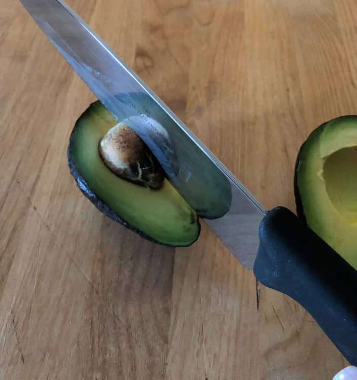 avocado tips for cutting