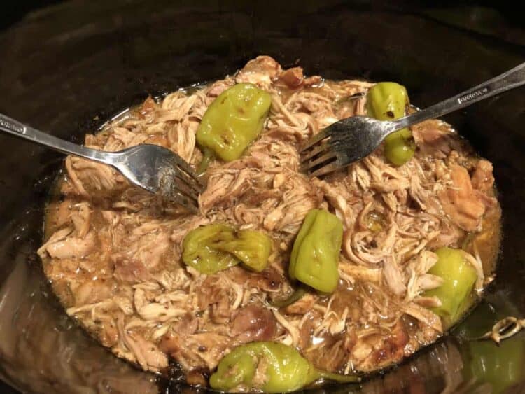 Mississippi chicken shredded in crock pot