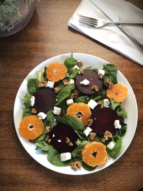 vegetarian beet salad with goat cheese