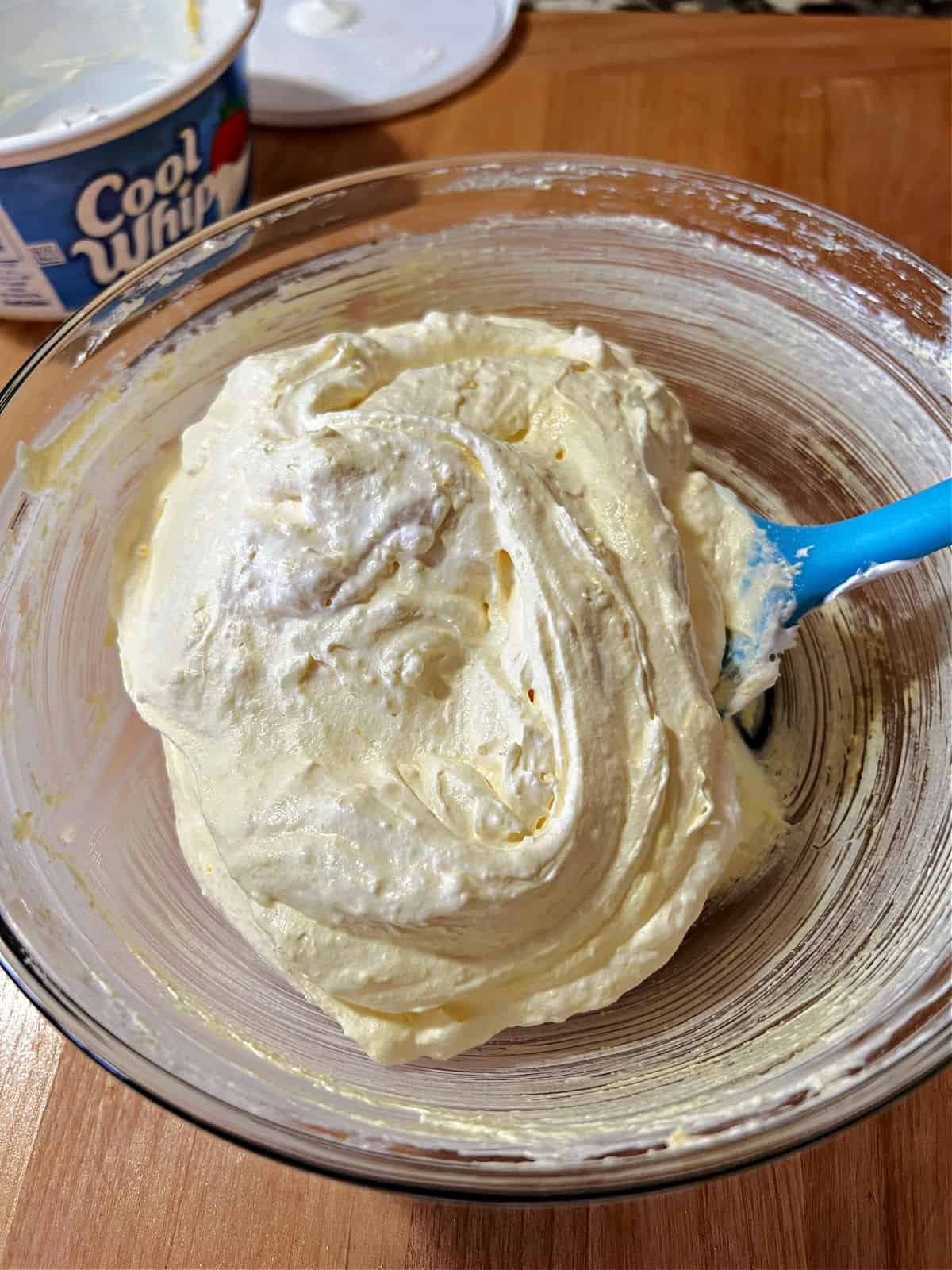 2 ingredients mixed in a bowl for the dip.