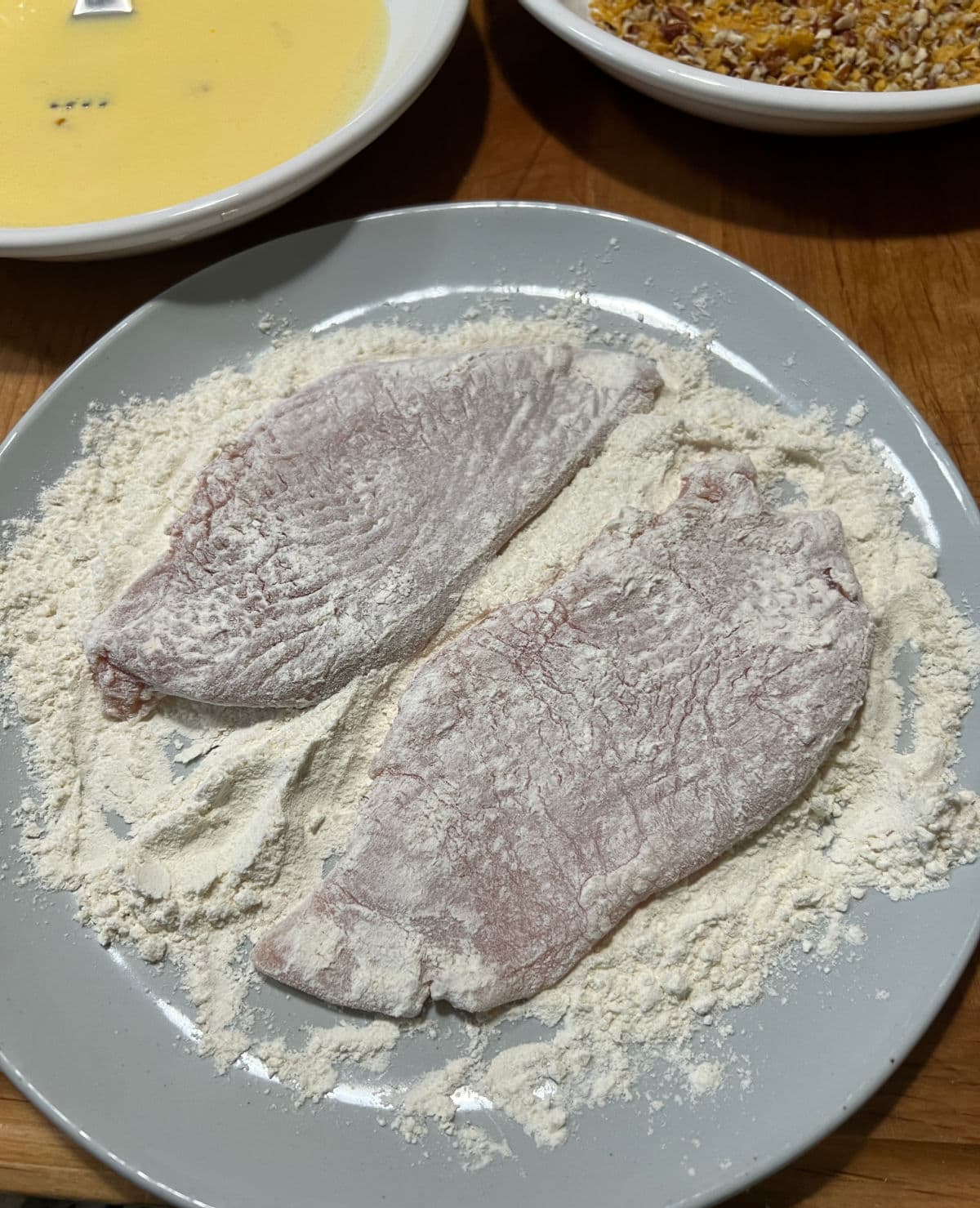 Flour coated chicken