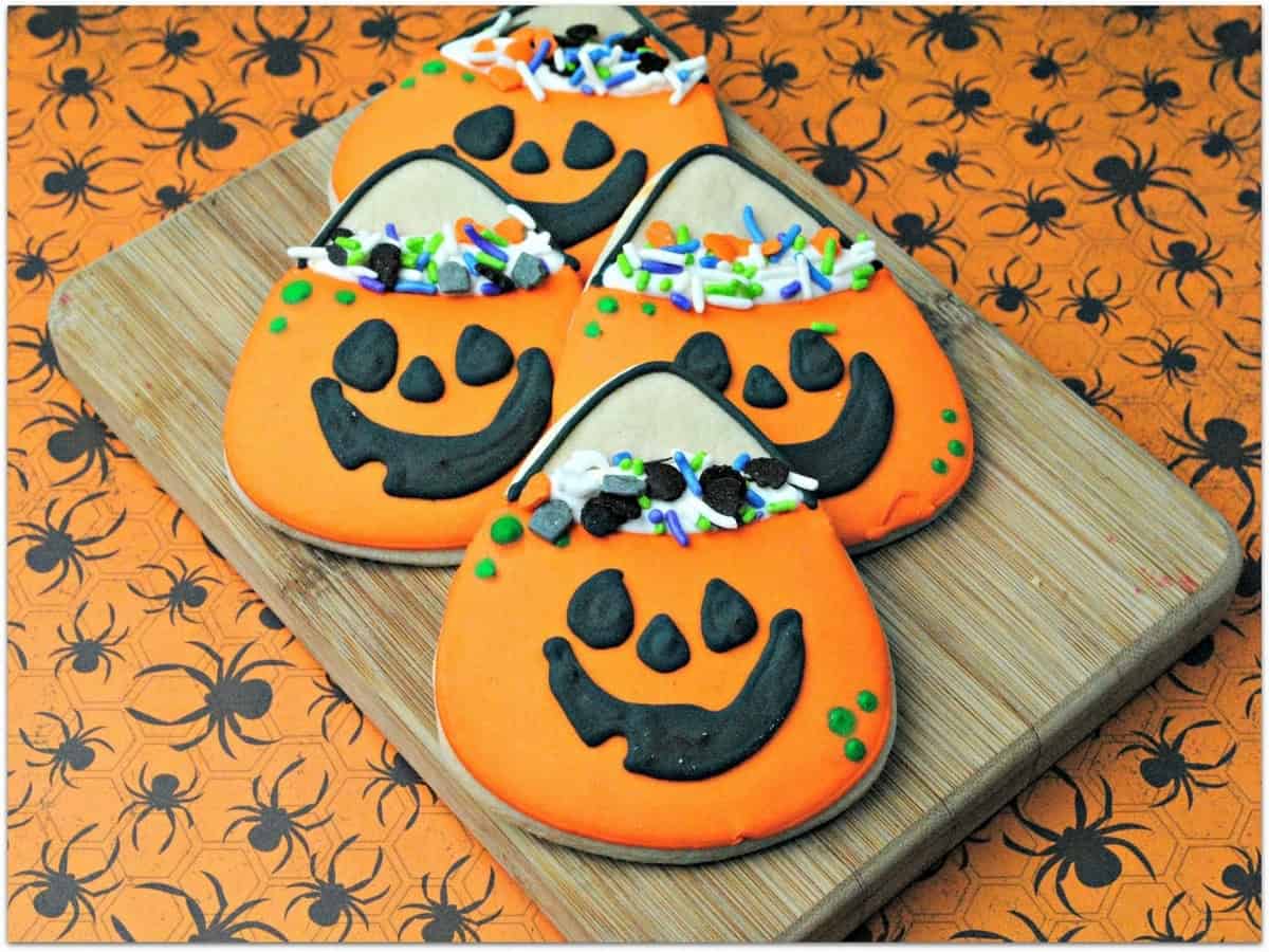 Halloween Pumpkin Candy Bag Cookies.