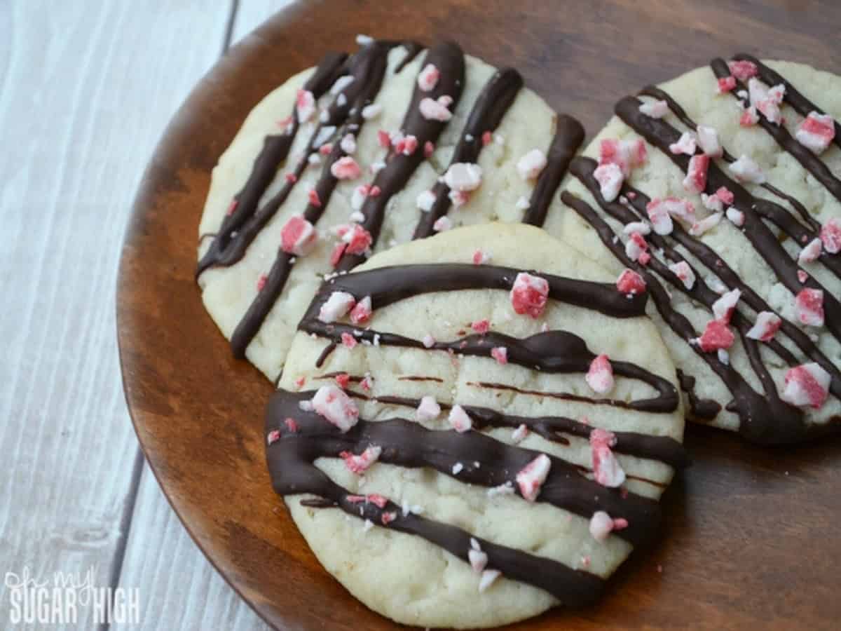 Easy Coconut Sugar Cookies Chocolate Drizzle Peppermint White Chocolate Pillsbury.