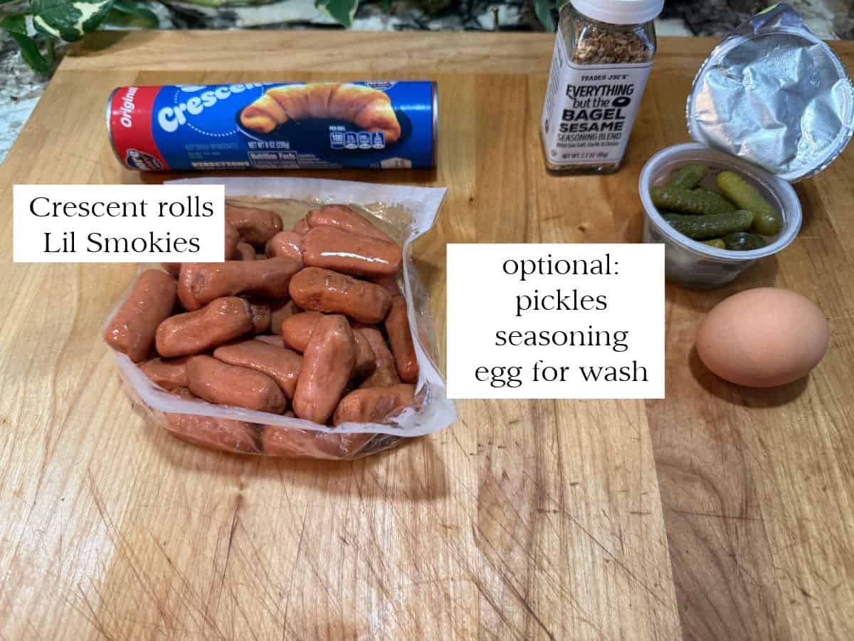 ingredients needed: cocktail sausages and crescent rolls, plus some optional add-ins.